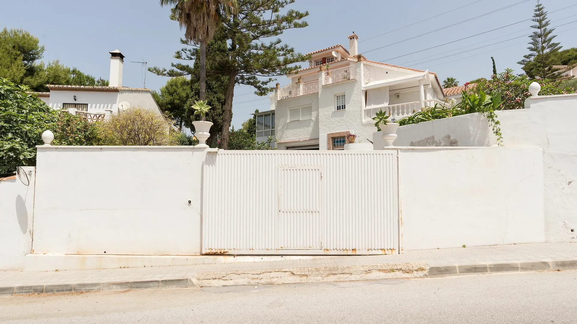 Villa Miraflores Del Palo Malaga Homestay